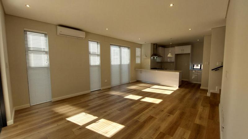 To Let 3 Bedroom Property for Rent in Graanendal Western Cape